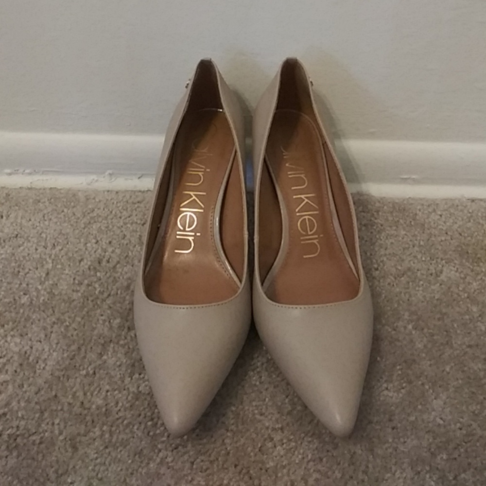 Shoes - Picture 2 of 2